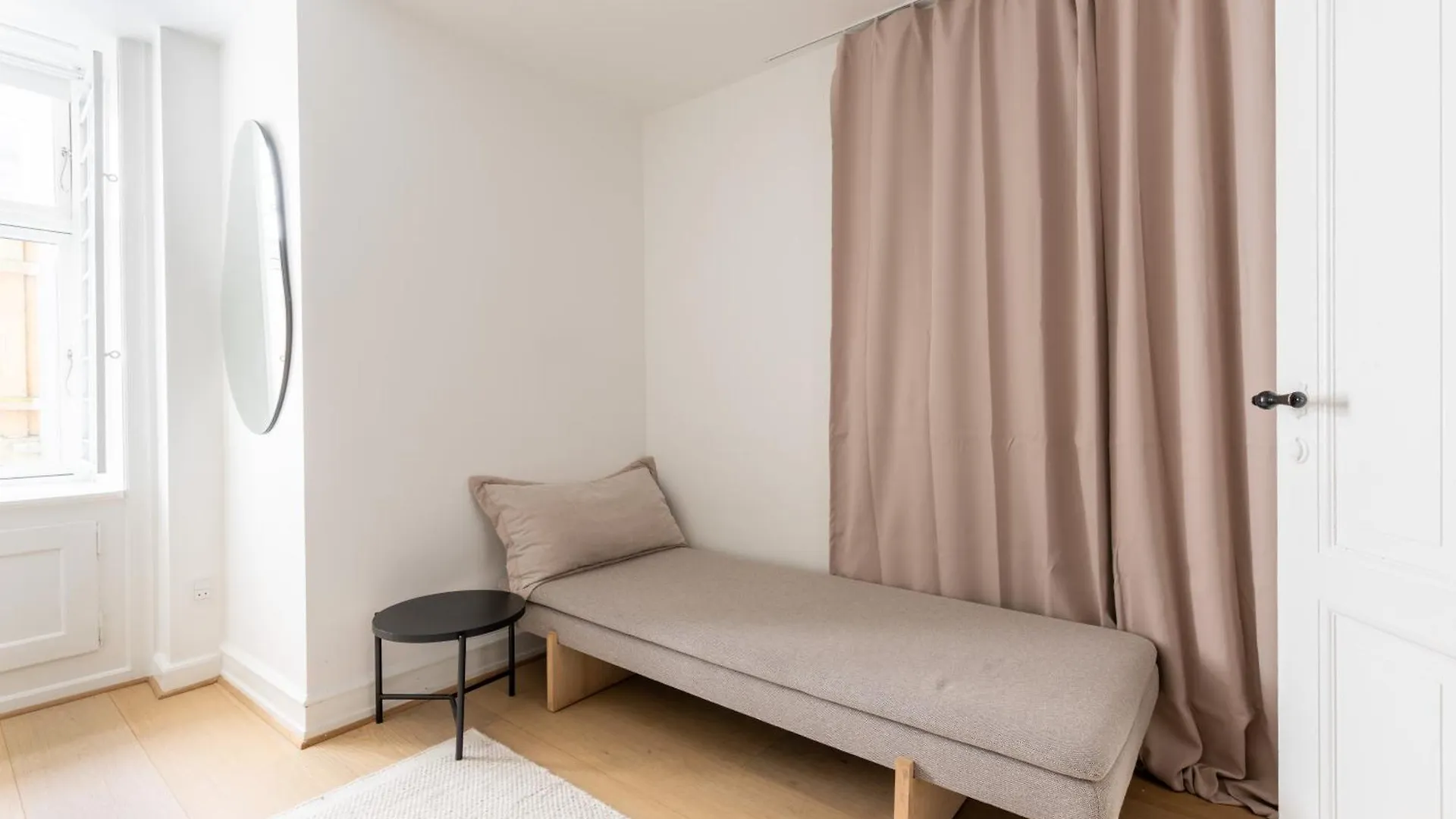 Unique 3 Bedroom Apartment In Vibrant Frederiksberg Copenhagen 0*,